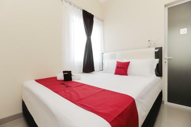 Reddoorz Near Soekarno Hatta Airport Jakarta Buitenkant foto
